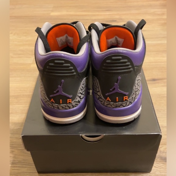 Jordan 3 ‘Court Purple’ - Size 10, Used - like New - Picture 3 of 4